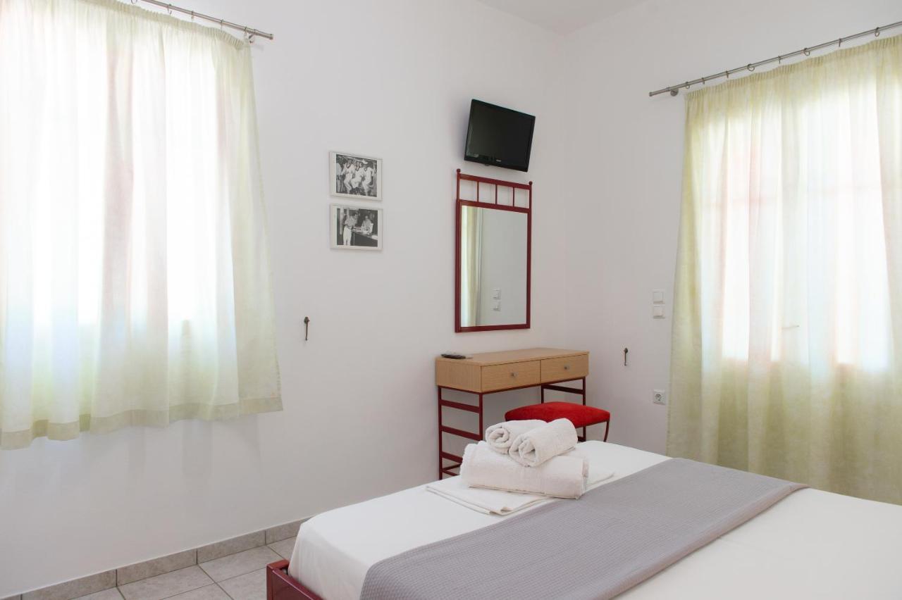 Morpheas Pension Rooms & Apartments Kamares  المظهر الخارجي الصورة