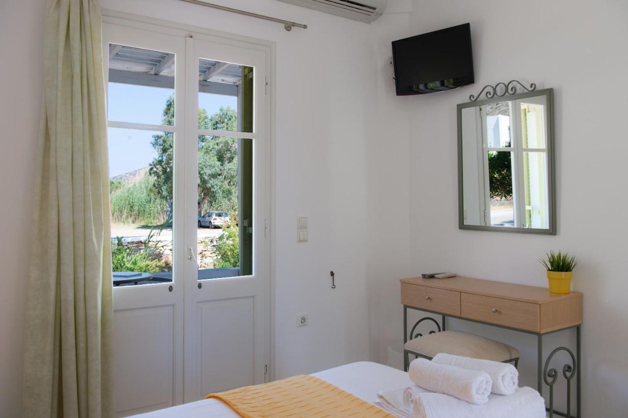 Morpheas Pension Rooms & Apartments Kamares  المظهر الخارجي الصورة