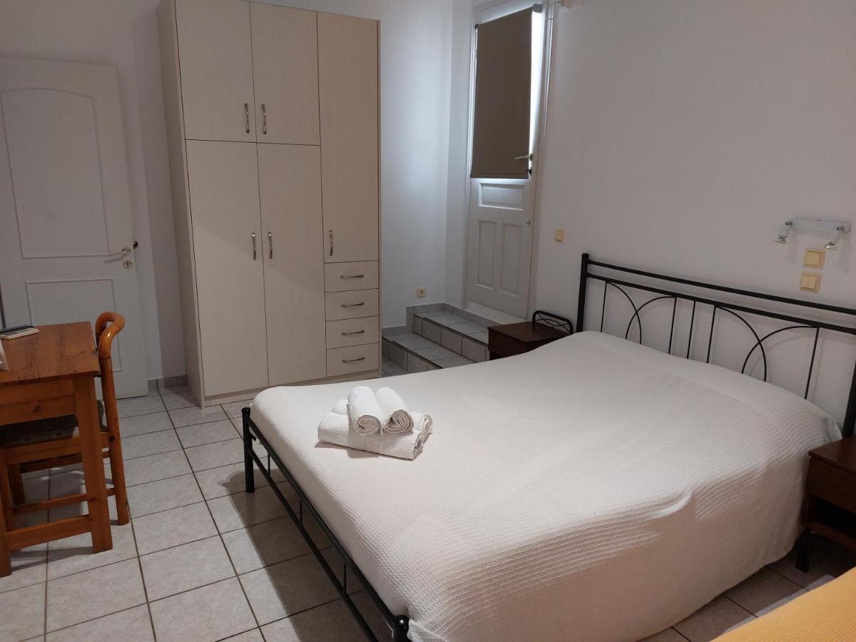 Morpheas Pension Rooms & Apartments Kamares  المظهر الخارجي الصورة
