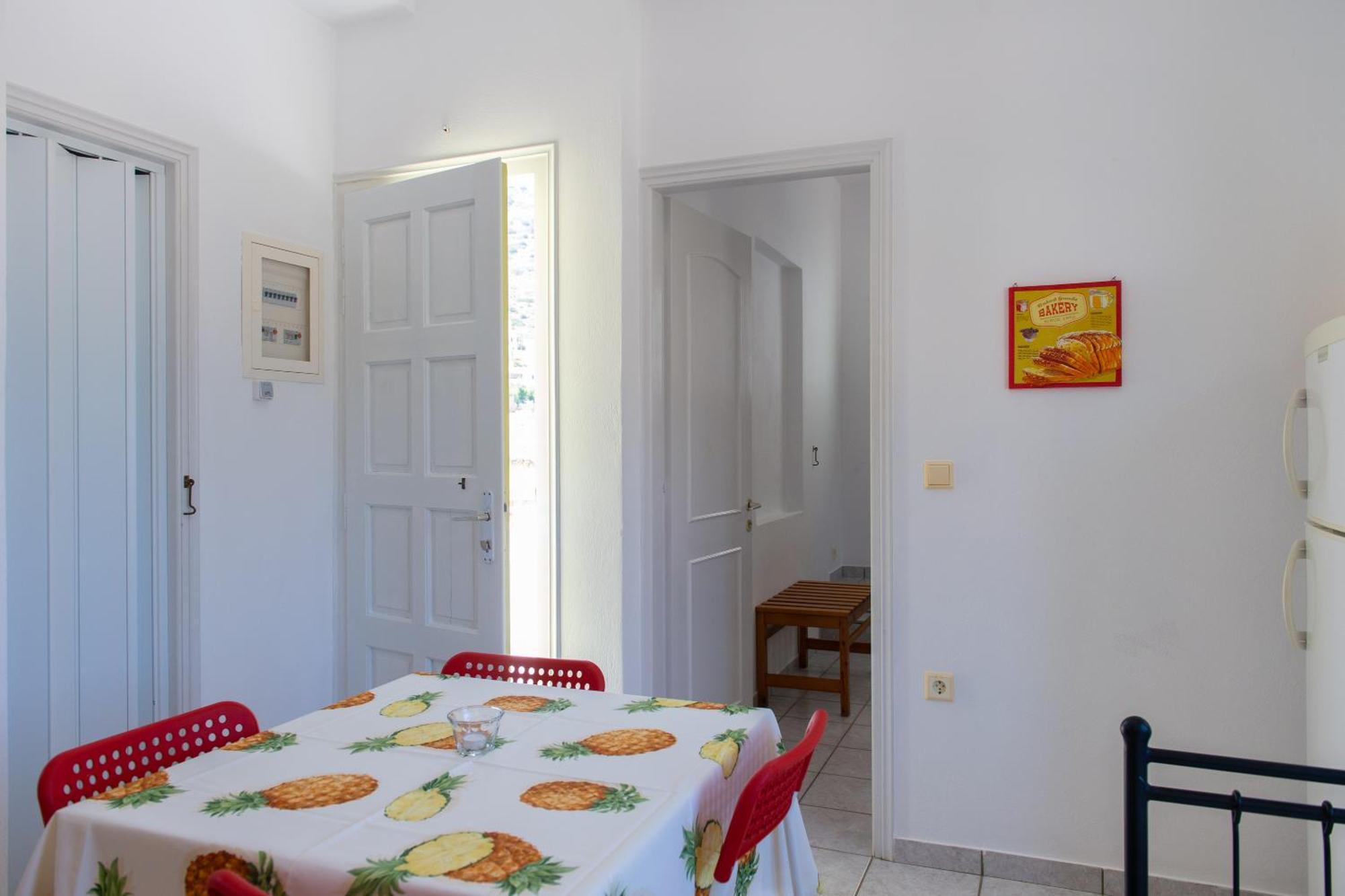 Morpheas Pension Rooms & Apartments Kamares  الغرفة الصورة