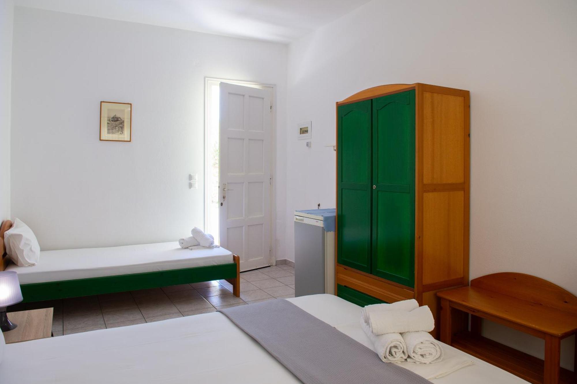Morpheas Pension Rooms & Apartments Kamares  الغرفة الصورة