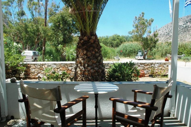 Morpheas Pension Rooms & Apartments Kamares  المظهر الخارجي الصورة
